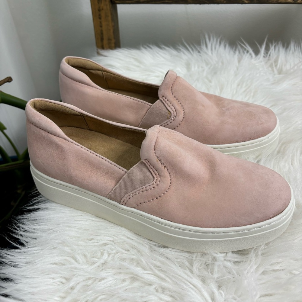 Naturalizer Carly 3 Slip-On Shoes